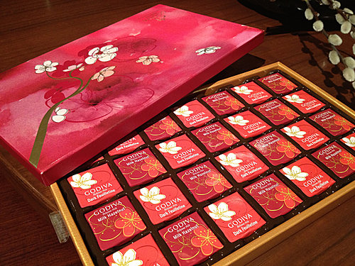 Godiva 新年朱古力禮盒 2013